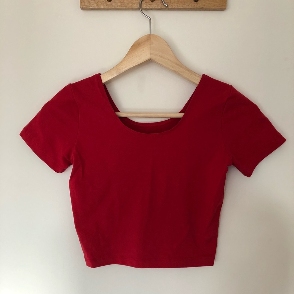 AMERICAN APPAREL crop top